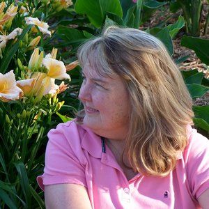 Meet your Posher, Toni